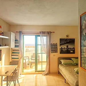 https://caleta-paraiso-127.in-canary-islands.com