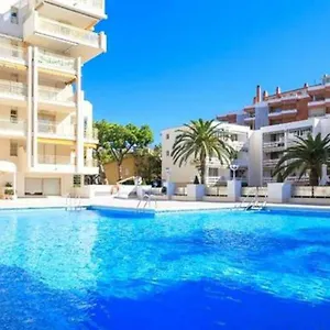 https://novelty-i.top-hotels-tarragona.com